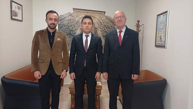 Yıldızeli Kaymakamı ve Kültür Varlıklarını Koruma Kurulu Müdürü'nden İl Kültür ve Turizm Müdürlüğü'ne Ziyaret