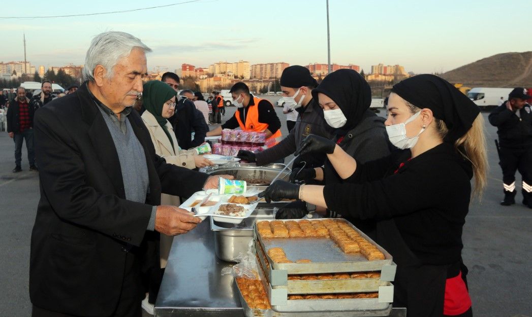 Fethi Yaşar'dan kardeşlik iftarı - Birlik Haber Ajansı