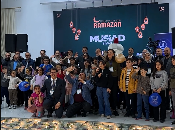 Sivas’ta Ramazan Bereketi Aynı Sofrada Buluştu: Yetim Çocuklar ve İhtiyaç Sahibi Ailelerle Anlamlı İftar