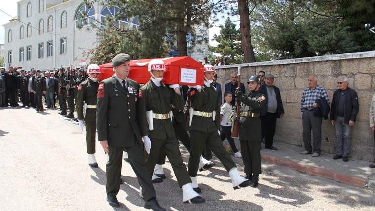 72 Yaşındaki Kıbrıs Gazisi Alim Demirci'ye Son Veda