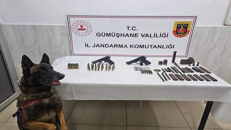 Kürtün'de şüpheli şahsın evinde yapılan aramada neler çıktı neler! - Birlik Haber Ajansı