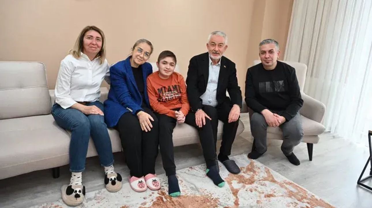 Isparta'da Başkan Başdeğirmen'in adını kullanıp Görkem Efe’ye destek isteyen dolandırıcılara dikkat - Birlik Haber Ajansı