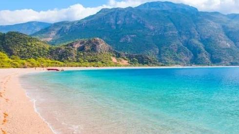 Bebekle Deniz Tatili Yapacaklara Uzmandan Önemli Tavsiyeler!