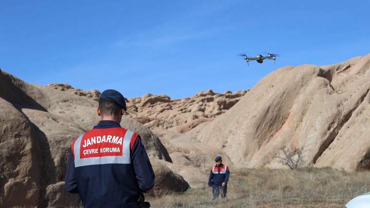 Muhtarın Dikkatiyle "Dünyadaki Mars"ta Kaçak Avcılık Operasyonu: 13 Yakalama
