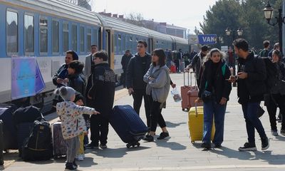 Van'da coşkulu karşılama Tahran-Van seferi başladı - Birlik Haber Ajansı