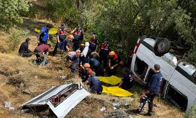 Sivas’ta Feci Kaza! Yolcu Minibüsü Şarampole Uçtu