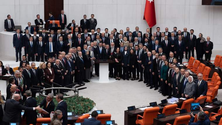 2025 yılı bütçesi TBMM Genel Kurulu'nda kabul edildi