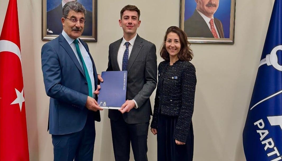 Anahtar Parti Isparta merkez ilçe başkanı belli oldu - Birlik Haber Ajansı