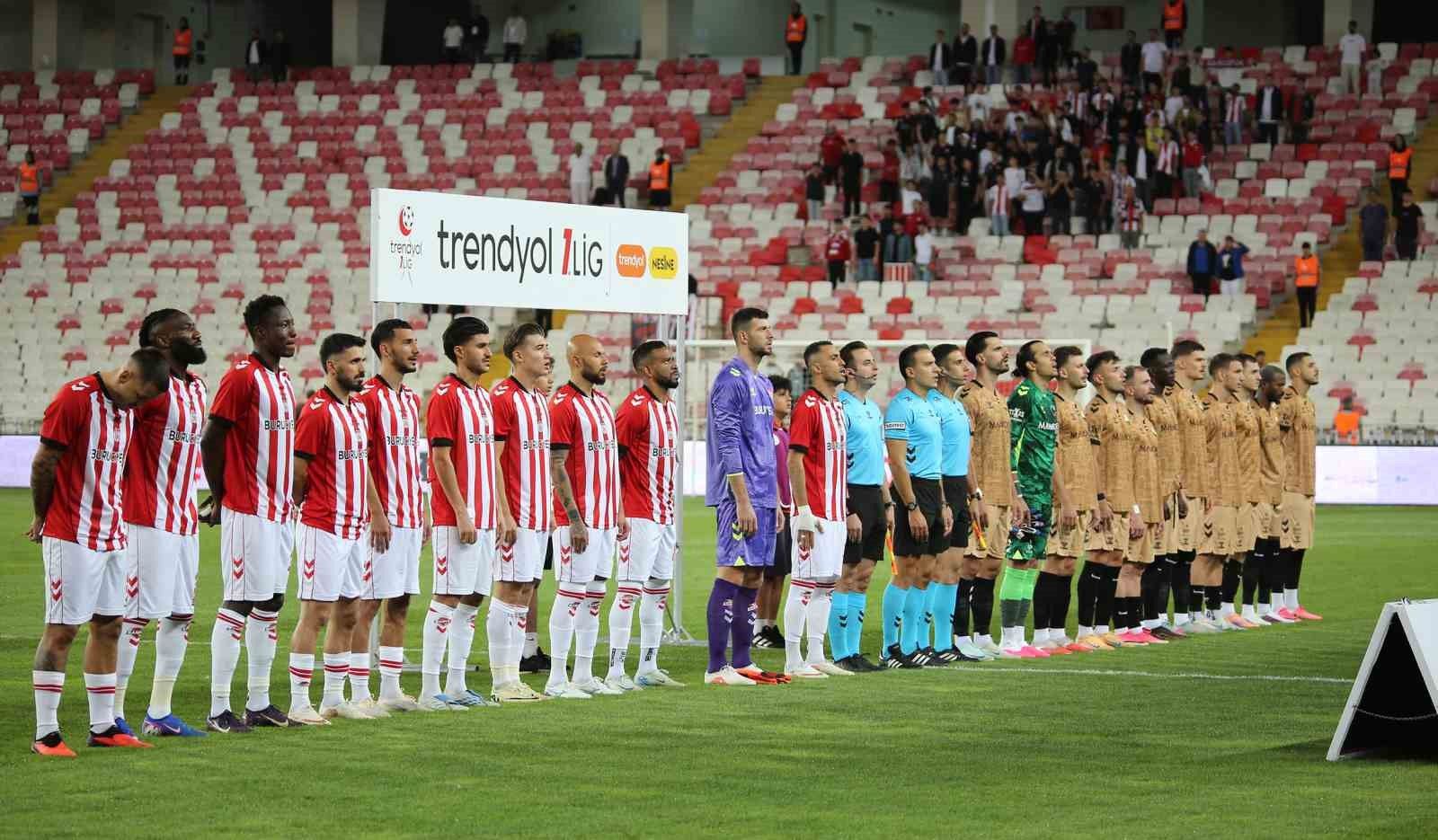 Sivas 4 Eylül Stadı’nda Sivasspor’dan iki dakikada dönüş