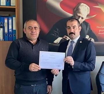 Kaymakam Muhammed Burak Akköz, başarılı personellere Belge verdi - Birlik Haber Ajansı