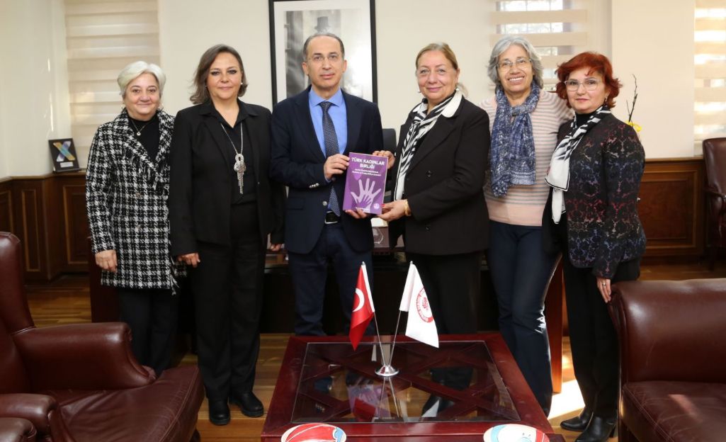 Isparta Türk Kadınlar Birliği Derneği’nden SDÜ’ye ziyaret - Birlik Haber Ajansı