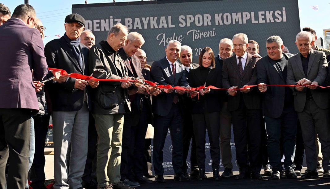 Deniz Baykal spor kompleksi açıldı - Birlik Haber Ajansı