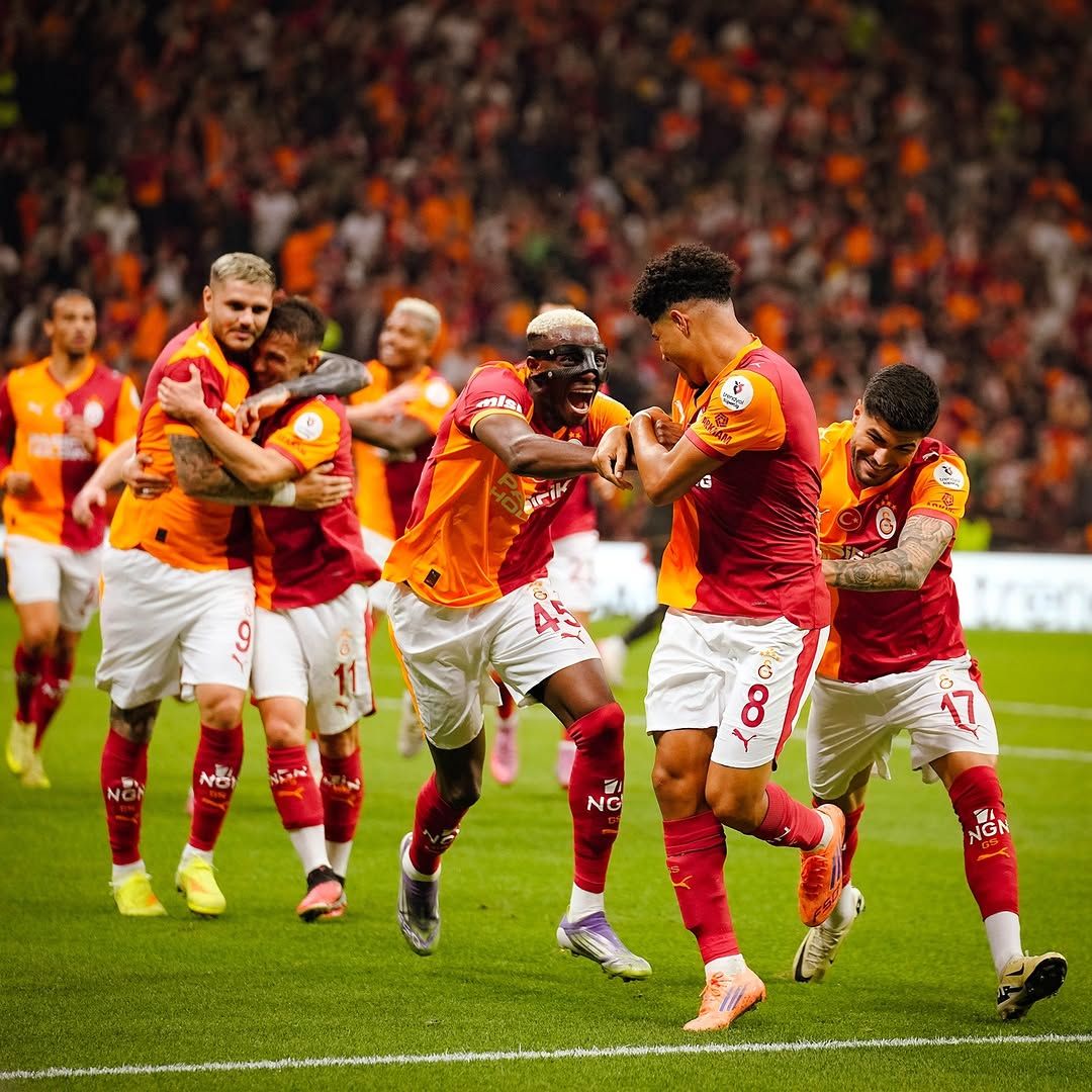 Galatasaray'ın Başarısı Taraftarı Sevindirdi