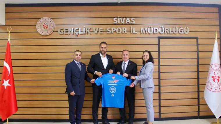 TED Sivas Koleji Yöneticilerinden Gençlik ve Spor İl Müdürlüğü'ne Ziyaret