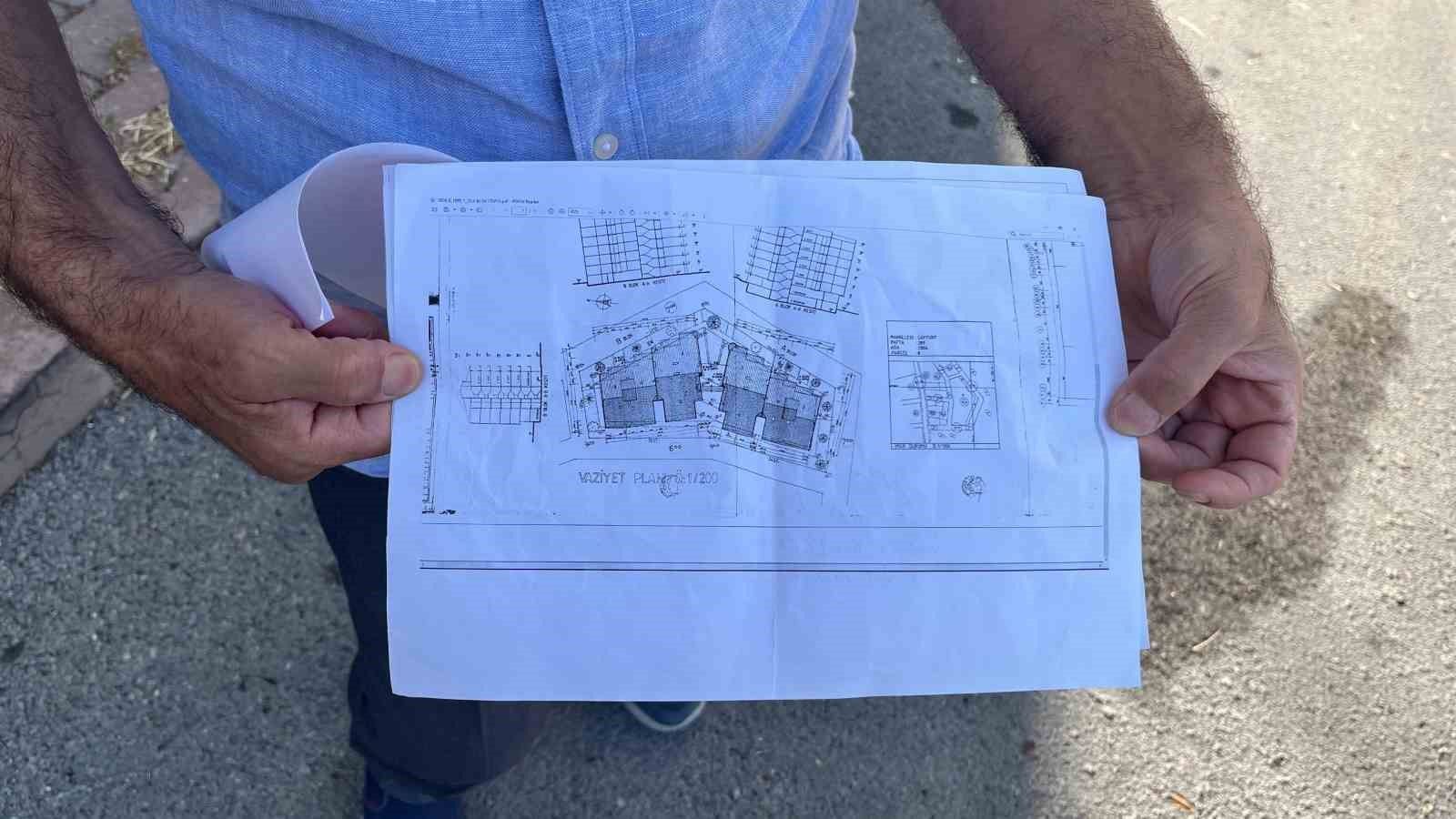 Sivas Çayyurt Mahallesi’nde yolun ortasına sınır çizgisi çekildi