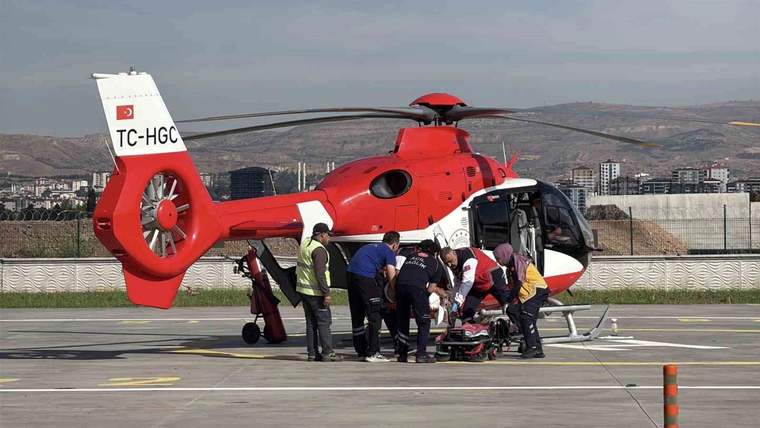 Ayı saldırısında ağır yaralanan A.D. için helikopter havalandı