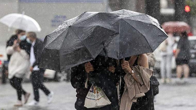 Meteoroloji'den 17 il için kuvvetli yağış ve rüzgar uyarısı