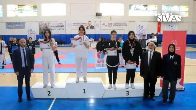 Sivas Gençler A-B Karate Şampiyonları Belli Oldu