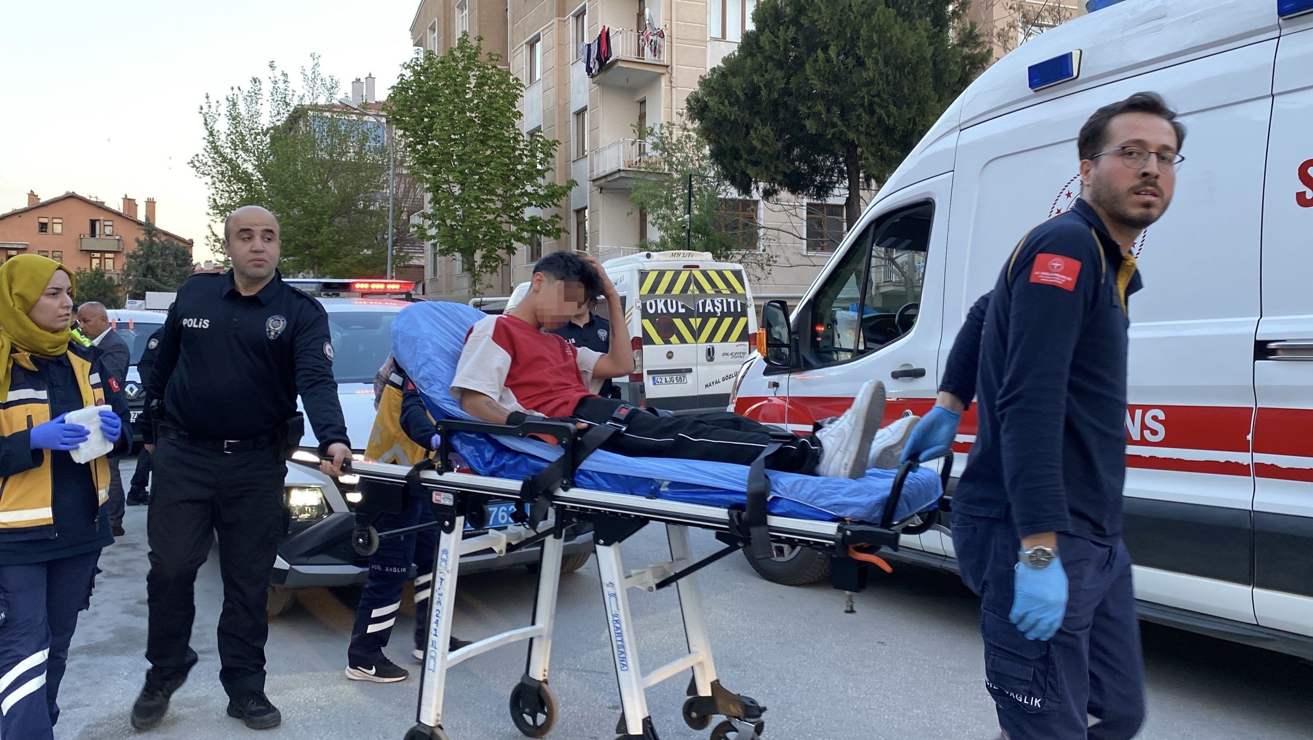 Gençlerin Parktaki Tartışması Silahlı Kavgaya Dönüştü: 17 Yaşındaki Genç Yaralandı