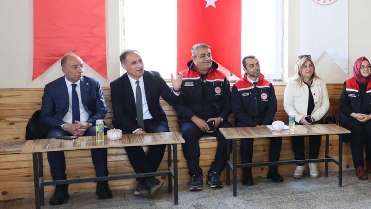 Kars'ın Digor ilçesinde 20 kadın çiftçiye sertifikaları verildi - Birlik Haber Ajansı