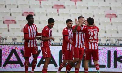 4 golle Sivasspor, Pendikspor’u 4-1 mağlup etti