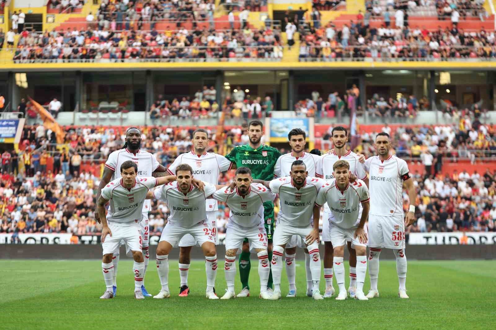 Sivasspor, Manisa FK maçına üç eksikle çıkacak