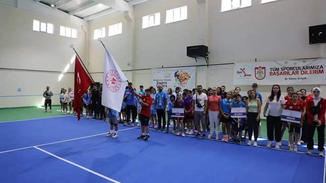 Sivas'ta ANALİG Tenis Heyecanı Başladı!