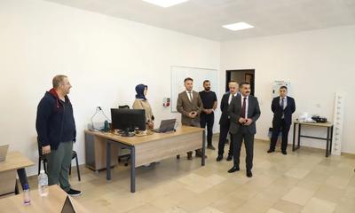 Sivas Milli Eğitim Müdürü Erdoğan, MEBİ Platformu İçerik Üretme Komisyonunu Ziyaret Etti
