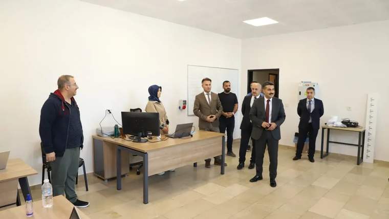 Sivas Milli Eğitim Müdürü Erdoğan, MEBİ Platformu İçerik Üretme Komisyonunu Ziyaret Etti