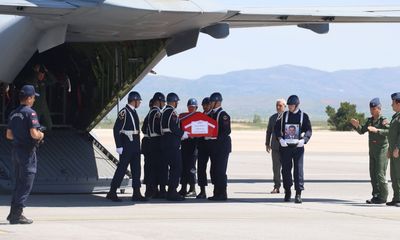Vatan Sağolsun! Şehit Jandarma Astsubay Emre Polat Toprağa Verildi