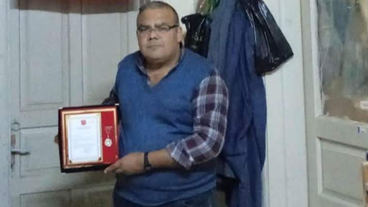Antalya Serik’te asgari ücretle çalışan Arif Yağcı, biriktirdiği 200 bin TL’yi Türk silahlı kuvvetlerine bağışladı - Birlik Haber Ajansı