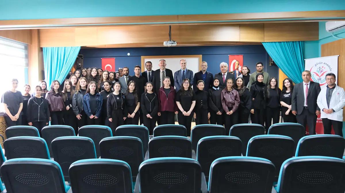 Gürünlü Bilim İnsanları Memleketlerinde Öğrencilerle Buluştu: Eğitim ve Bilim Dolu Program