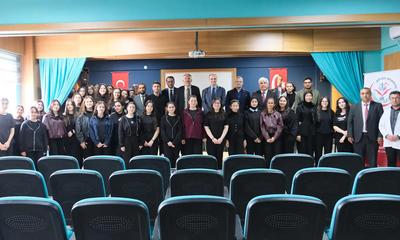 Gürünlü Bilim İnsanları Memleketlerinde Öğrencilerle Buluştu: Eğitim ve Bilim Dolu Program