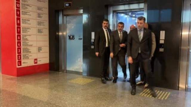 Bakan Tekin'den Kılıçdaroğlu'na Sürpriz Nikâh Daveti