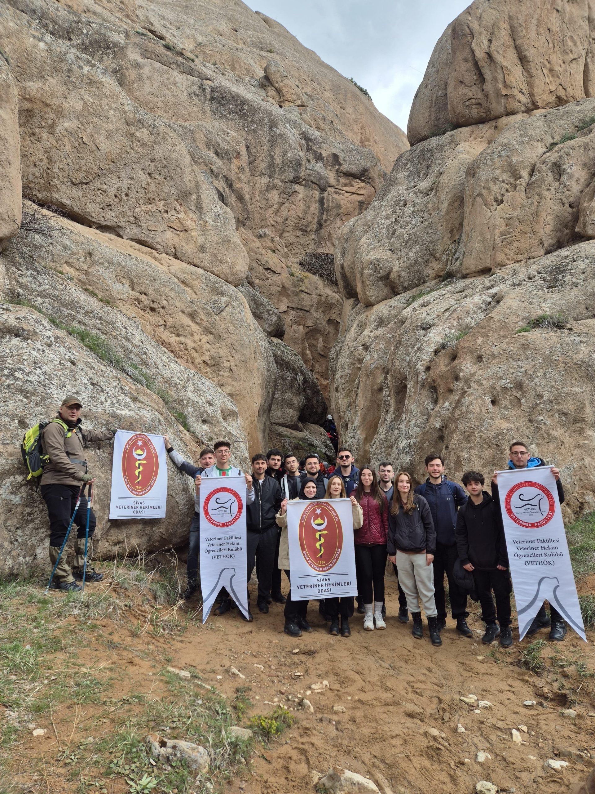 VETHÖK'ten Dünya Veteriner Hekimler Günü'ne Özel Doğa Yürüyüşü Eğribucak'ta