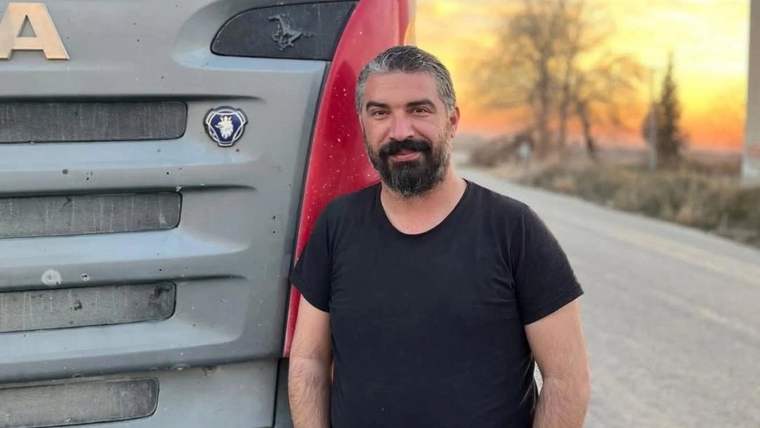 Sivas Tır Devrildi: Divriği’de 2 Kişi Hayatını Kaybetti