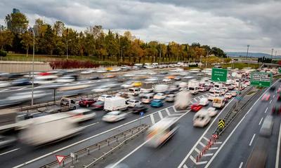 Trafikte yeni dönem! Sürücü belgeleri geri alınacak... Kullanılması zorunlu olacak
