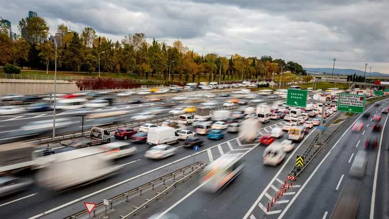 Trafikte yeni dönem! Sürücü belgeleri geri alınacak... Kullanılması zorunlu olacak