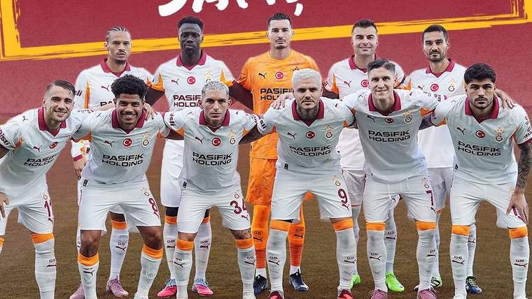 Galatasaray'dan Minik Taraftarlara Sürpriz: Beşiktaş Derbisinde Unutulmaz Seremonİ