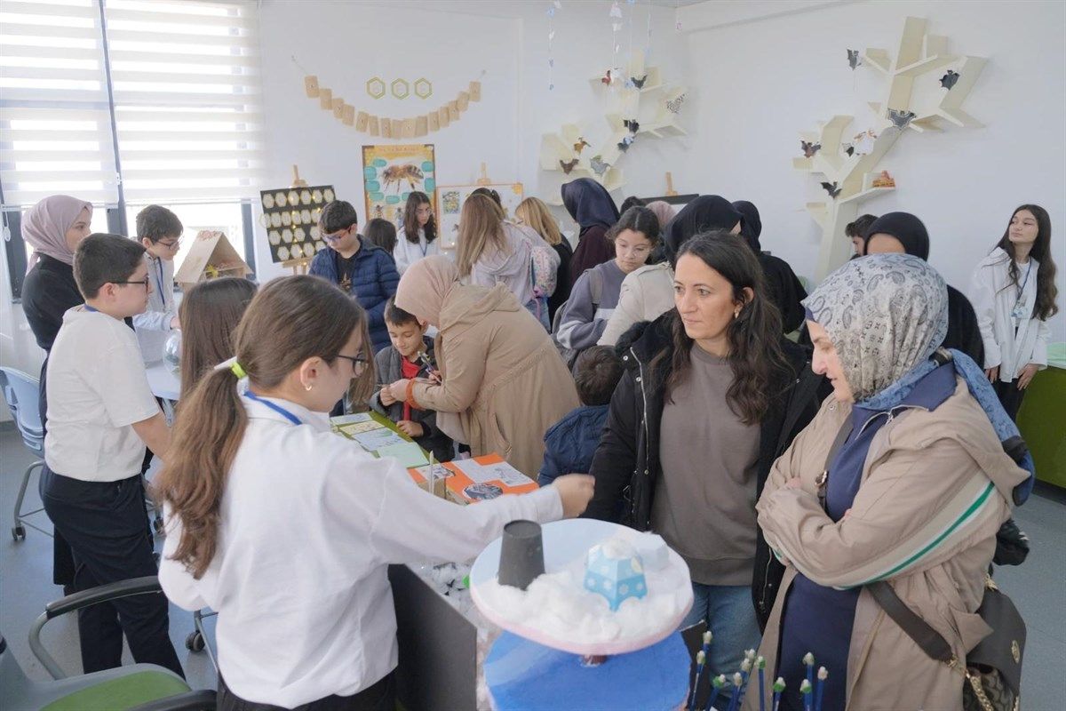 Canikli genç mucitlerden teknoloji rüzgarı - Birlik Haber Ajansı