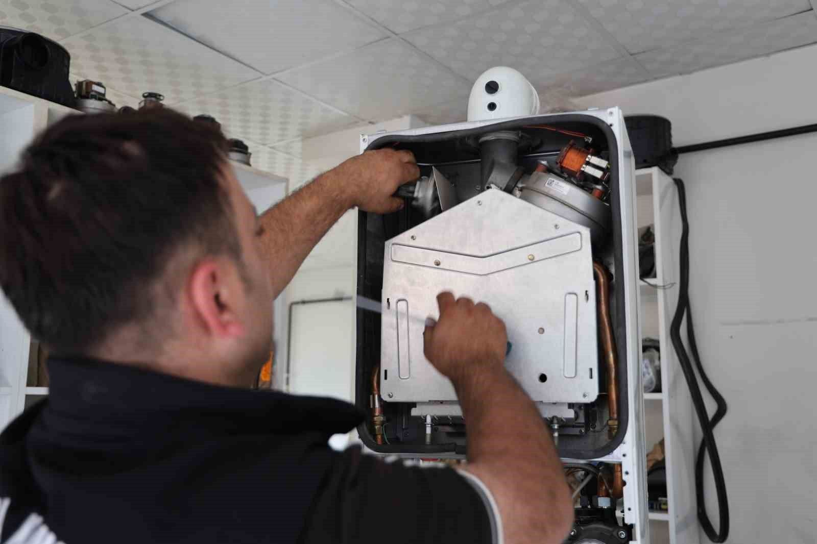 Sivas’ta kombi ustası Şafak Şimşek’ten kullanım uyarısı