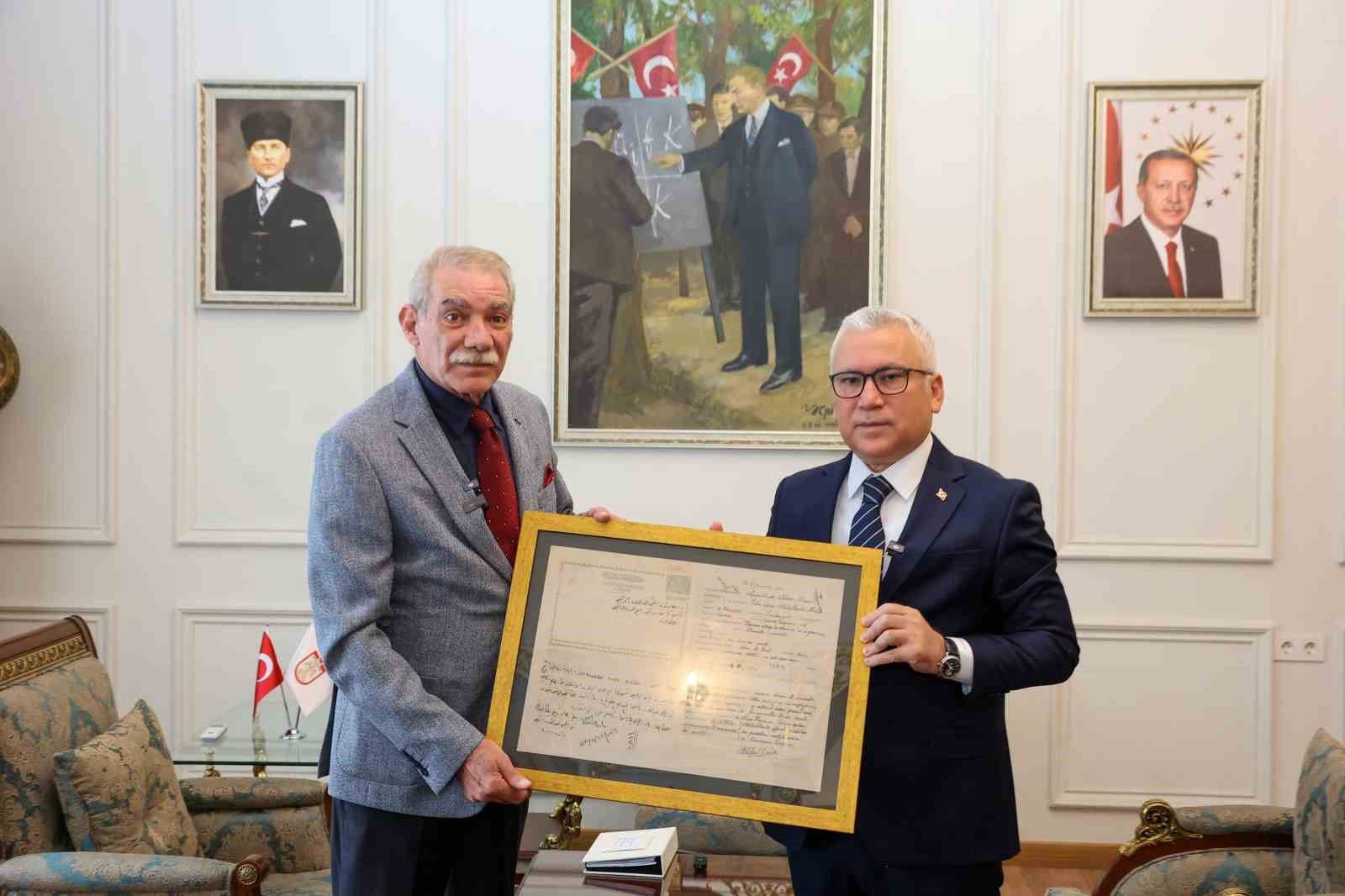 110 yıllık haberleşme vesikası Sivaslı yüzbaşının torununa ulaştı