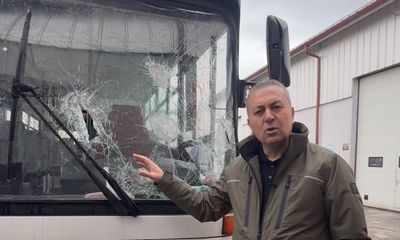 Sivas’ta Belediye Otobüsüne Zarar Veren Şüpheli Yakalandı: Başkan Uzun’dan Emniyete Teşekkür