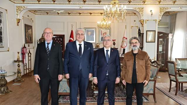 Sivas Valisi Şimşek, Divriği Ulucami ve Darüşşifası Belgesel Çalışmasını Değerlendirdi
