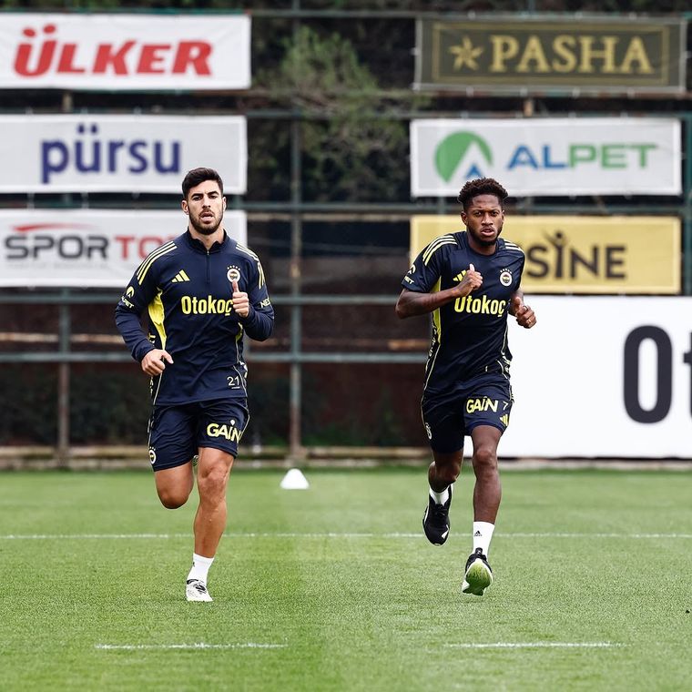 Fenerbahçe Günü Çift Antrenmanla Tamamlıyor