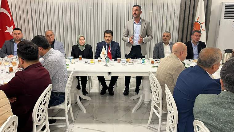 Ak Partililer birlik ve beraberlik sofrasında buluştu - Birlik Haber Ajansı