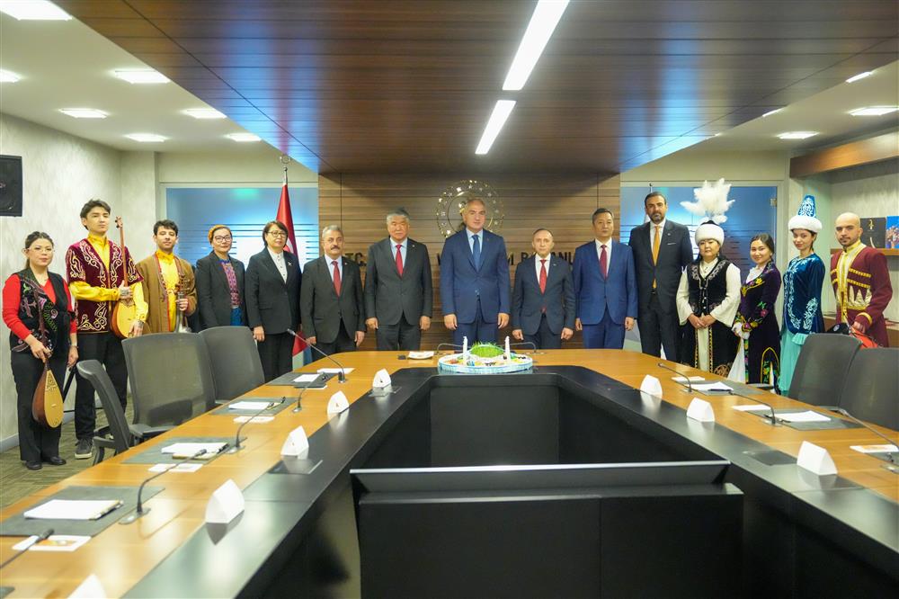 Bakan Ersoy Türk Dünyasına Seslendi - Birlik Haber Ajansı