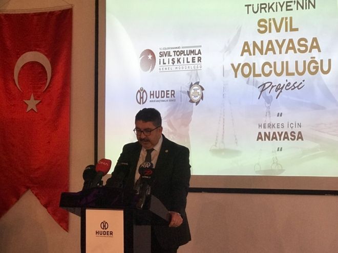 HUDER'den Türkiye'nin Sivil Anayasa Yolculuğu Projesi!