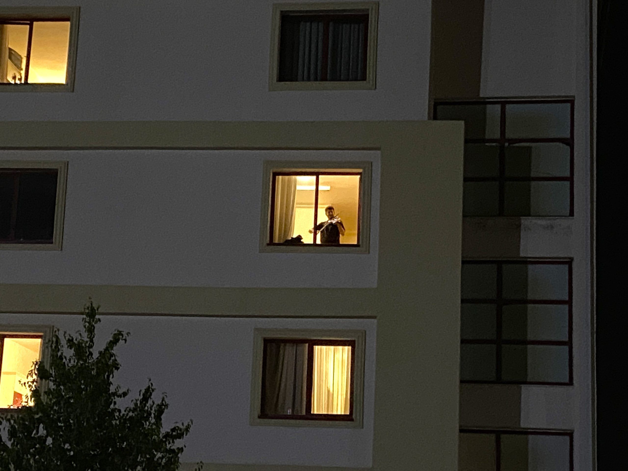 Sivas’ta Öğrenci Yurdundan Yükselen Keman Sesleri Gönülleri Fethetti