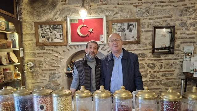 Sivas İl Kültür ve Turizm Müdürü Aziz Erdoğan, İstanbul'daki Hemşehrisini Ziyaret Etti